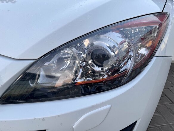 2011 Mazda 3 II (BL) Рестайлинг, белый, 769900 рублей - вид 8