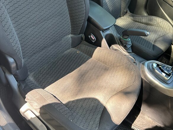 2008 Peugeot 308 I, белый, 345000 рублей - вид 15