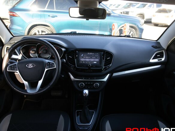2020 Lada (ВАЗ) Vesta SW Cross I, белый, 1298000 рублей - вид 10
