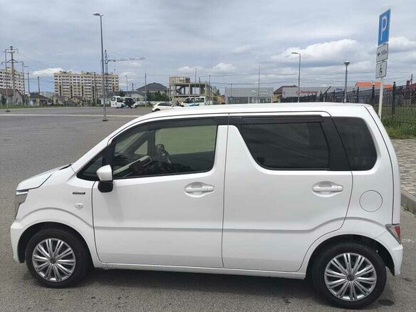 2018 Suzuki Wagon R VI, белый, 910000 рублей - вид 4