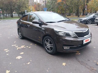 2017 Kia Rio III Рестайлинг, белый, 825000 рублей, вид 5