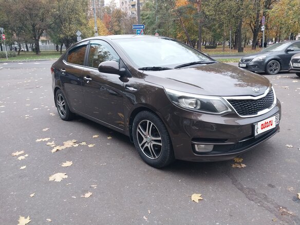 2017 Kia Rio III Рестайлинг, белый, 825000 рублей - вид 2