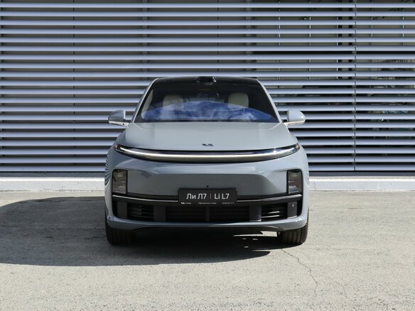 2026 Li Auto (Lixiang) L7 52.3 kWh I Рестайлинг, серый, 8590000 рублей - вид 4