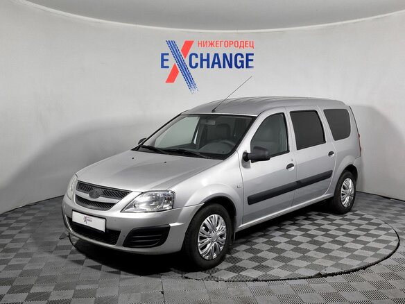 2013 Lada (ВАЗ) Largus I, серебристый