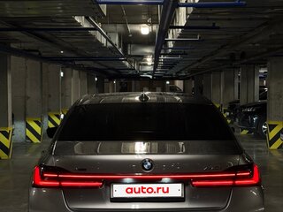 2021 BMW 7 серии Long 740Li xDrive VI (G11/G12) Рестайлинг, серый, 5500000 рублей, вид 3