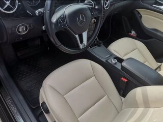 2013 Mercedes-Benz B-Класс 180 II (W246), чёрный, 1630000 рублей, вид 3