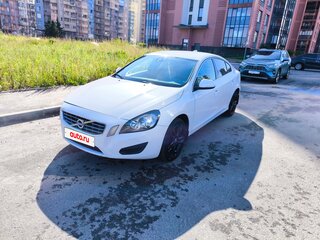 2011 Volvo S60 II, белый, 750000 рублей, вид 1