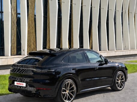 2021 Porsche Cayenne S III, чёрный, 9500000 рублей, вид 5