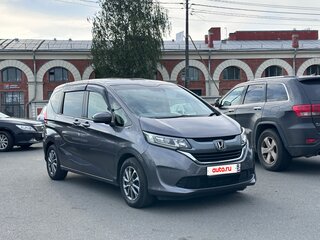 2018 Honda Freed II, серый, 1590000 рублей, вид 3