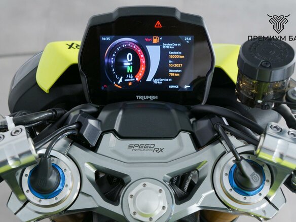 2025 Triumph Speed Triple, жёлтый, 1899000 рублей - вид 11