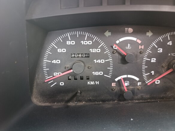 1992 Suzuki Escudo I, красный, 350000 рублей - вид 5
