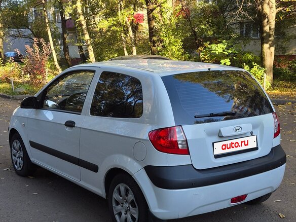 2010 Hyundai Getz I Рестайлинг, белый, 400000 рублей - вид 9