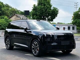 2025 Lynk & Co 900, чёрный, 7550226 рублей, вид 3