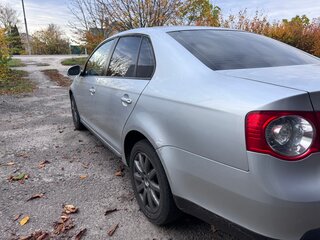 2010 Volkswagen Jetta V, серый, 460000 рублей, вид 2
