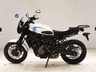 2022 Yamaha XSR700, белый, 699000 рублей, вид 1