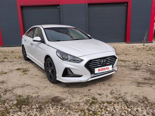 2019 Hyundai Sonata VII (LF) Рестайлинг, белый, 1750000 рублей, вид 3