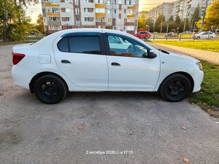 2017 Renault Logan II, белый, 499000 рублей, вид 3