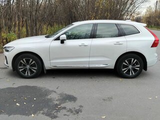 2022 Volvo XC60 II Рестайлинг, белый, 4850000 рублей, вид 5