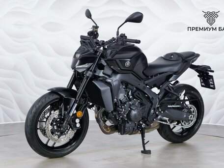 2024 Yamaha MT-09 (FZ-09), чёрный, 1227000 рублей, вид 3