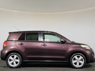 2009 Toyota Urban Cruiser I, фиолетовый, 799000 рублей, вид 4