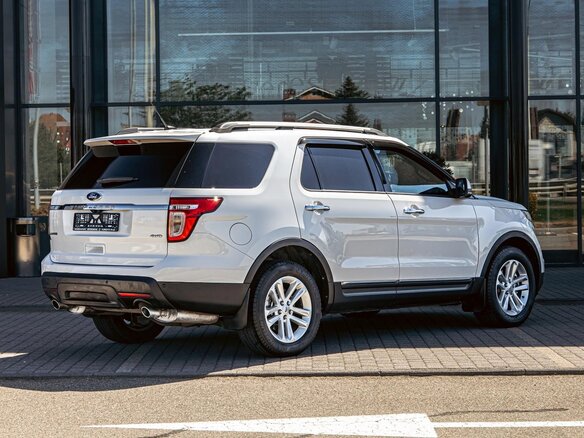 2014 Ford Explorer V, белый, 1495000 рублей - вид 5