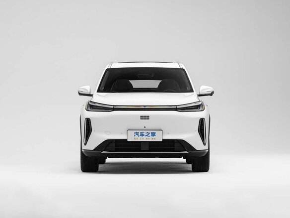 2026 Geely Galaxy M7, белый - вид 4