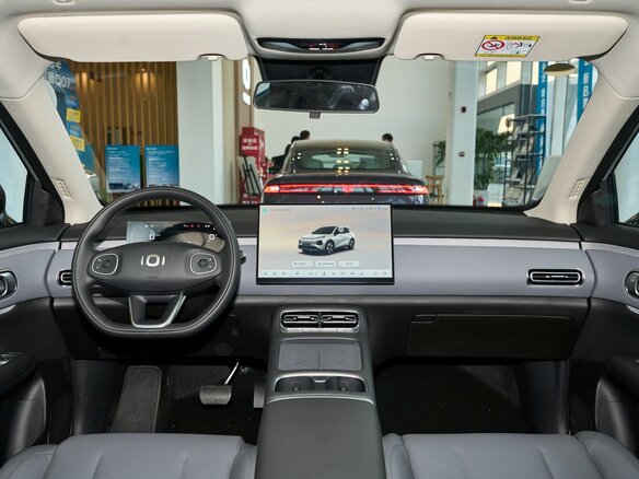 2026 Changan Qiyuan Q05 51.9 kWh II, серебристый, 2328000 рублей - вид 18