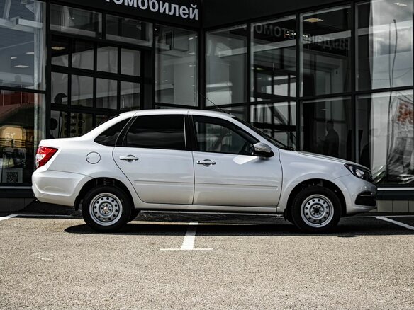 2026 Lada (ВАЗ) Granta I Рестайлинг, серебристый, 1121000 рублей - вид 10