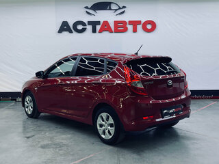 2015 Hyundai Solaris I Рестайлинг, красный, 1255000 рублей, вид 4