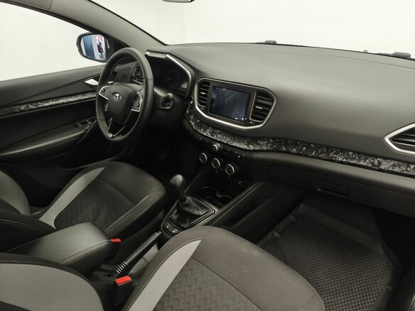 2023 Lada (ВАЗ) Vesta I Рестайлинг (NG), белый, 1299000 рублей - вид 25