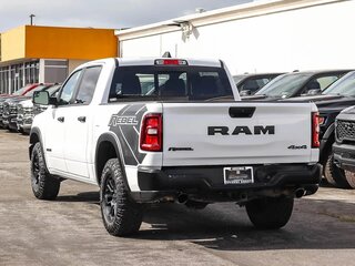2025 Ram 1500 Crew Cab V Рестайлинг, белый, 5890032 рублей, вид 4