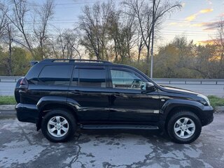 2003 Toyota Land Cruiser Prado 4-speed 120 Series, чёрный, 1900000 рублей, вид 4