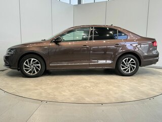 2017 Volkswagen Jetta VI Рестайлинг, коричневый, 1399000 рублей, вид 2