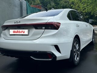 2022 Kia K3 II (China Market) Рестайлинг, белый, 2250000 рублей, вид 4
