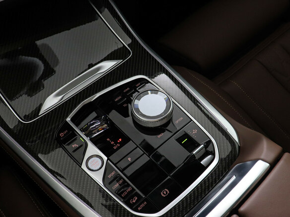2024 BMW X5 40i IV (G05/G18) Рестайлинг, чёрный - вид 17