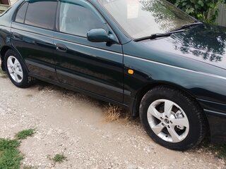 1992 Toyota Carina V (T170), зелёный, 285000 рублей, вид 3
