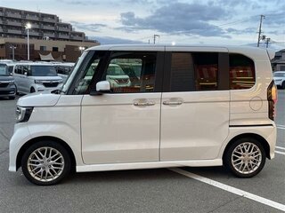 2022 Honda N-BOX II Рестайлинг, белый, 695000 рублей, вид 2