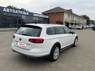 2017 Volkswagen Passat Alltrack B8, белый, 3555000 рублей, вид 5