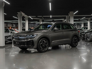 2026 Volkswagen Touareg III Рестайлинг, серый, 12750000 рублей, вид 1