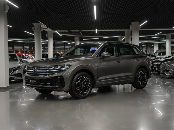 2026 Volkswagen Touareg III Рестайлинг, серый, 12750000 рублей