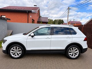2019 Volkswagen Tiguan II, белый, 2450000 рублей, вид 4
