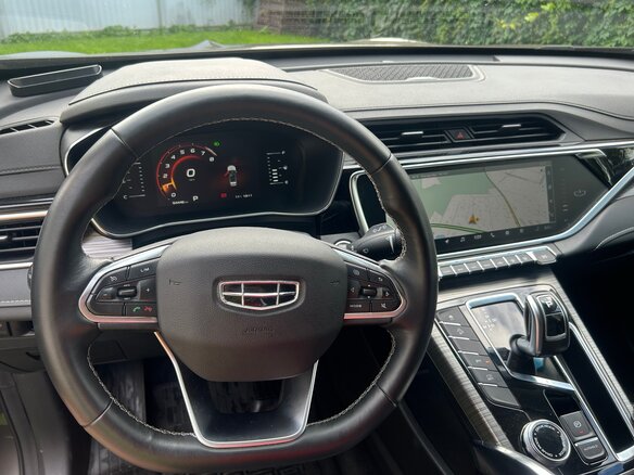 2023 Geely Atlas Pro, серый, 1770000 рублей - вид 8