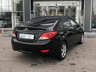 2013 Hyundai Solaris I, чёрный, 552000 рублей, вид 5