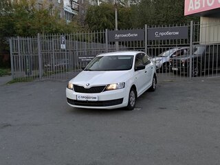 2017 Skoda Rapid I, белый, 830000 рублей, вид 3