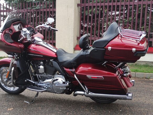 2015 Harley-Davidson CVO Road Glide, красный, 1690000 рублей - вид 6