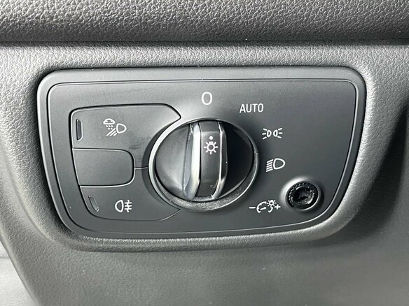 2017 Audi A6 IV (C7) Рестайлинг, чёрный, 2120000 рублей - вид 26