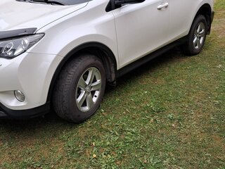 2014 Toyota RAV4 IV (XA40), белый, 2150000 рублей, вид 3