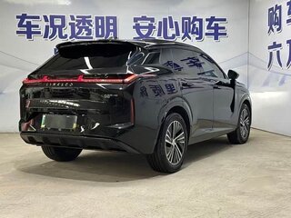 2024 Lynk & Co 08 21.2 kWh I, чёрный, 3564033 рублей, вид 5