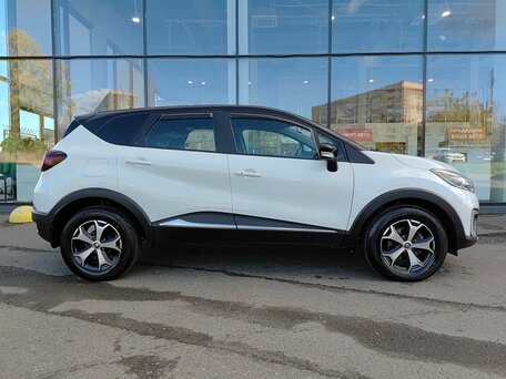 2017 Renault Kaptur I, белый, 1533000 рублей, вид 4