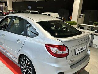 2025 Lada (ВАЗ) Granta Sport I Рестайлинг, серебристый, 1647000 рублей, вид 4